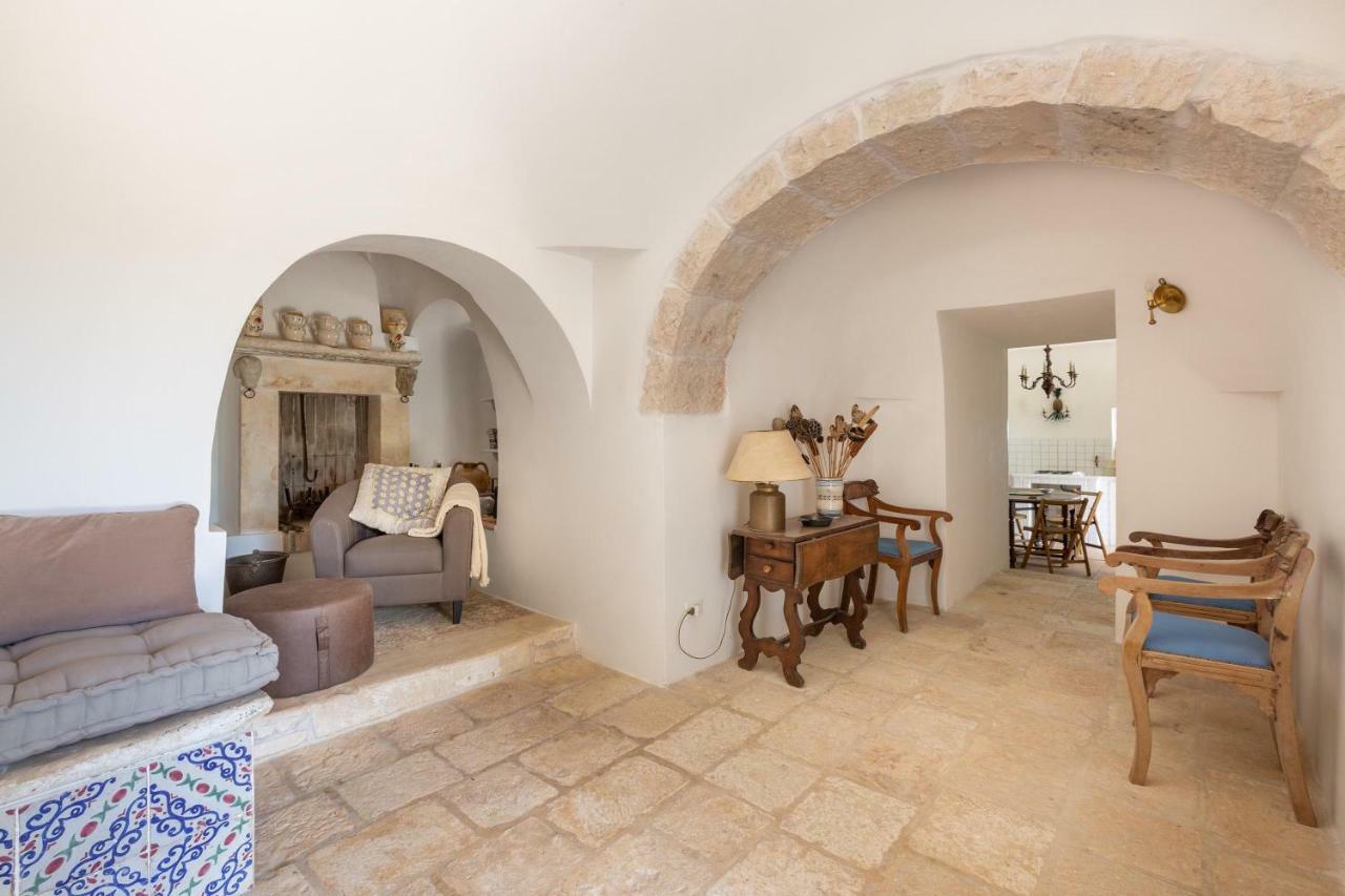 Trullo Il Karrubo Vila Ostuni Exterior foto