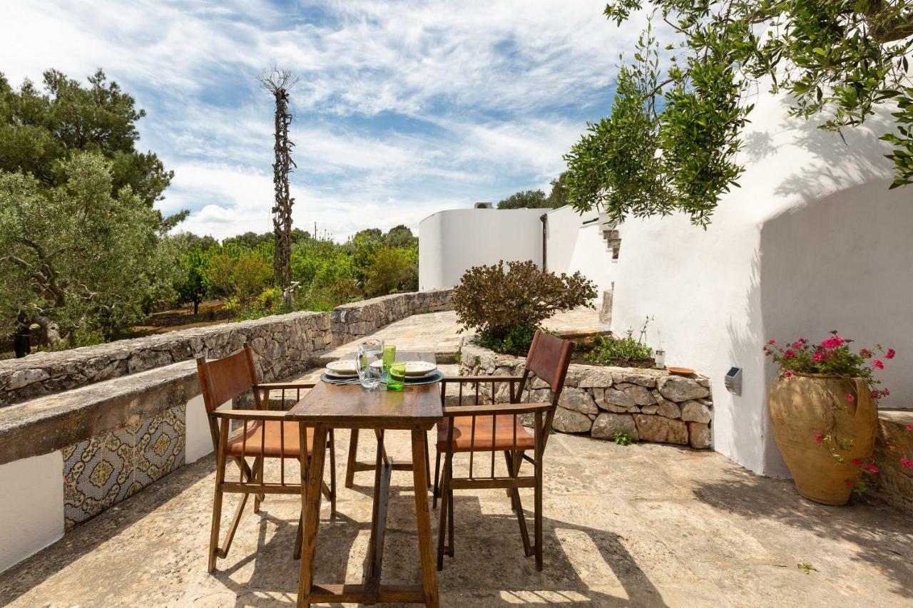 Trullo Il Karrubo Vila Ostuni Exterior foto